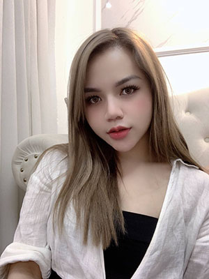 背叛丈夫的女社长的主演是谁